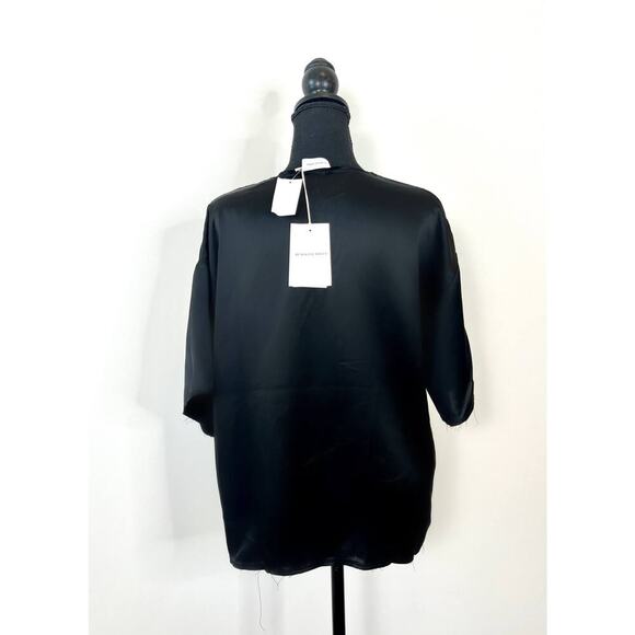 By Malene Birger Pilavis Blouse in Black Size 32 Satin Short Sleeve Scoop Neck - Picture 2 of 5